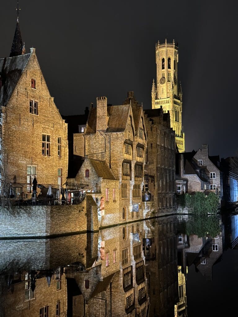 Rozenhoedkaai, Brügge, by night